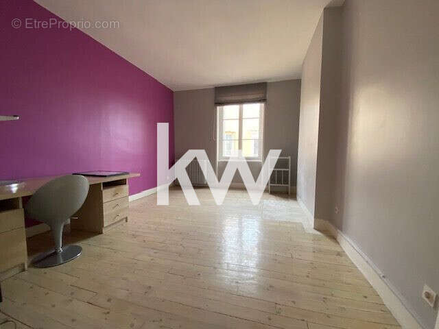 Appartement 74 m² à Saint-Etienne  - photo 9