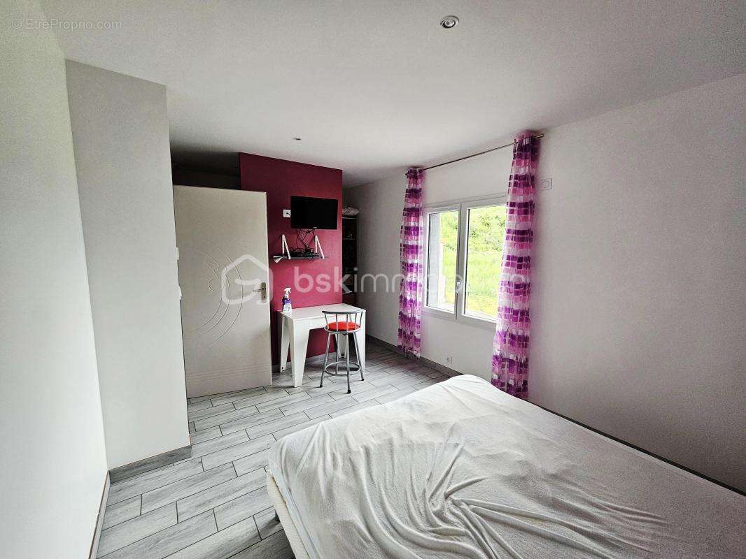 À VENDRE – Maison familiale de plain-pied avec grand terrain – Cournon-d'Auvergne - photo 15