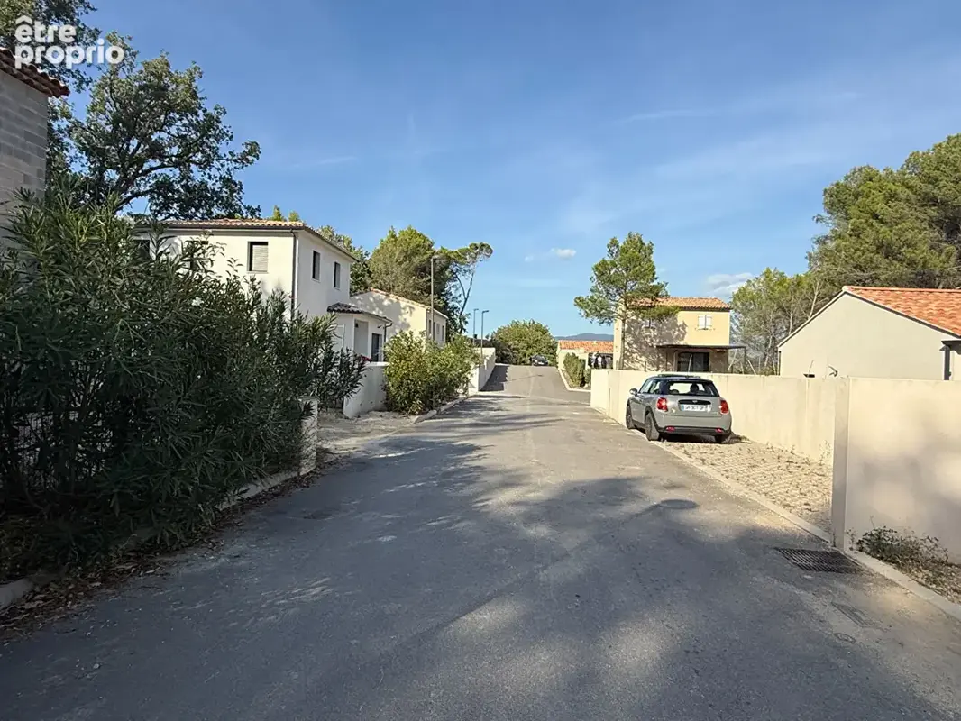 Terrain à bâtir viabilisé  423 m² - photo 4