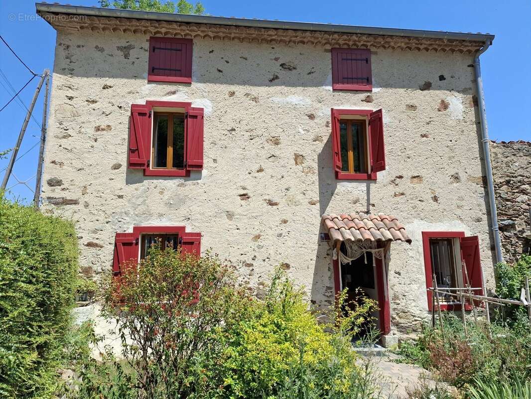 Maison 111 m² à Ganac  - photo 4
