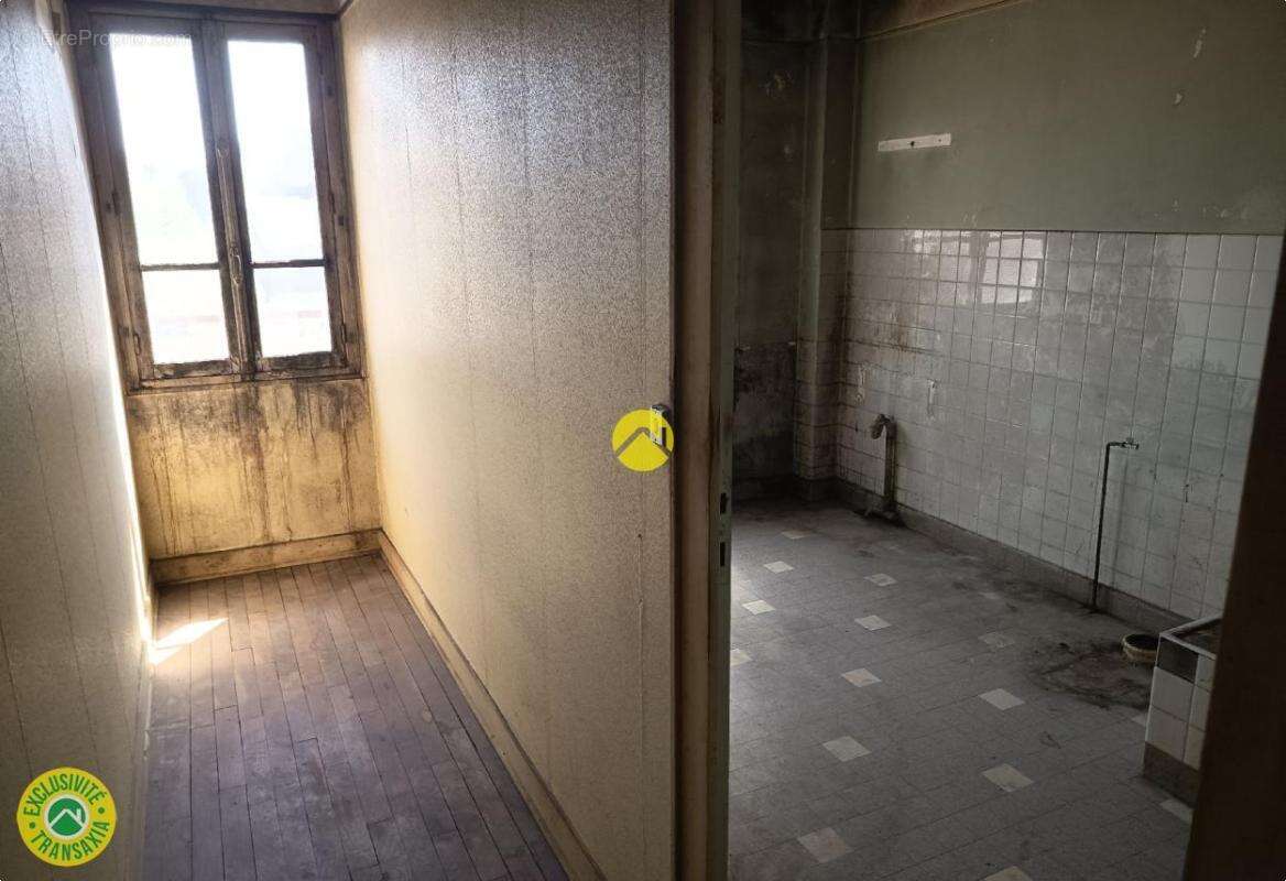 Maison ville a renover - photo 9