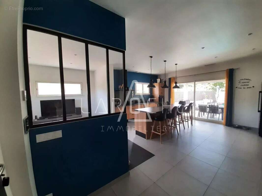 Maison à LAROQUE-DES-ALBERES