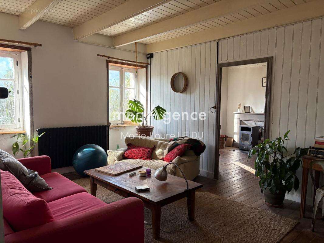 Maison de campagne avec 2 champs - photo 16