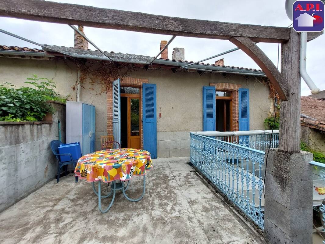 Maison 175 m² à Cazeres  - photo 2