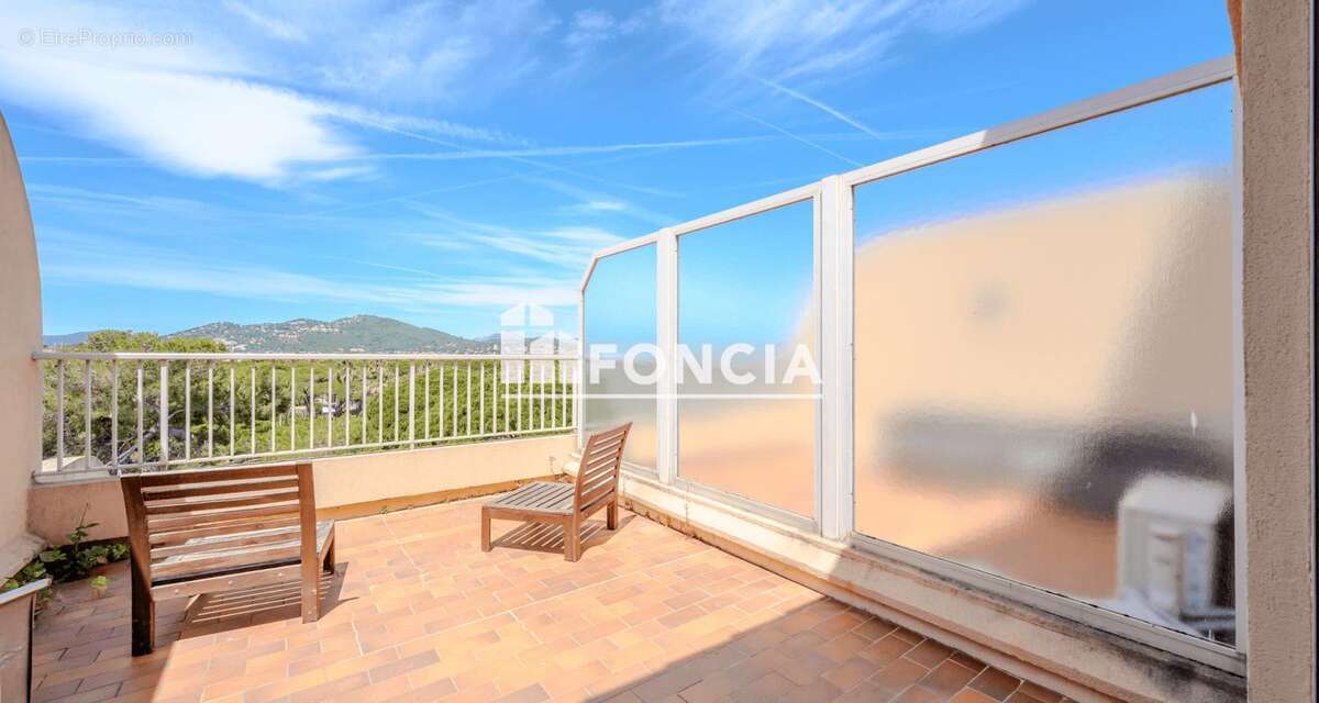 Appartement à HYERES