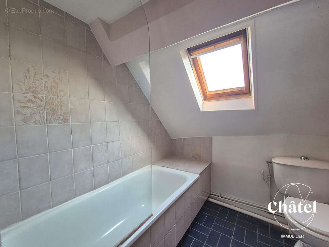 Senlis - Centre-ville - Appartement T2 charme de l'ancien - cave - photo 9