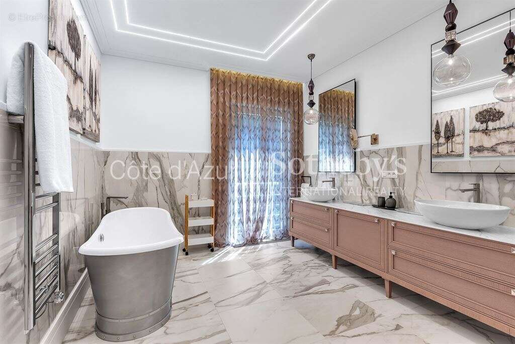 Maison à SAINT-JEAN-CAP-FERRAT