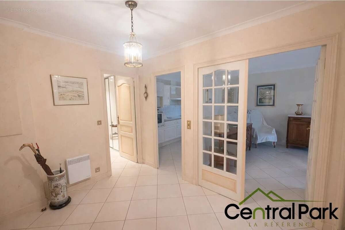 Appartement à LE PERREUX-SUR-MARNE