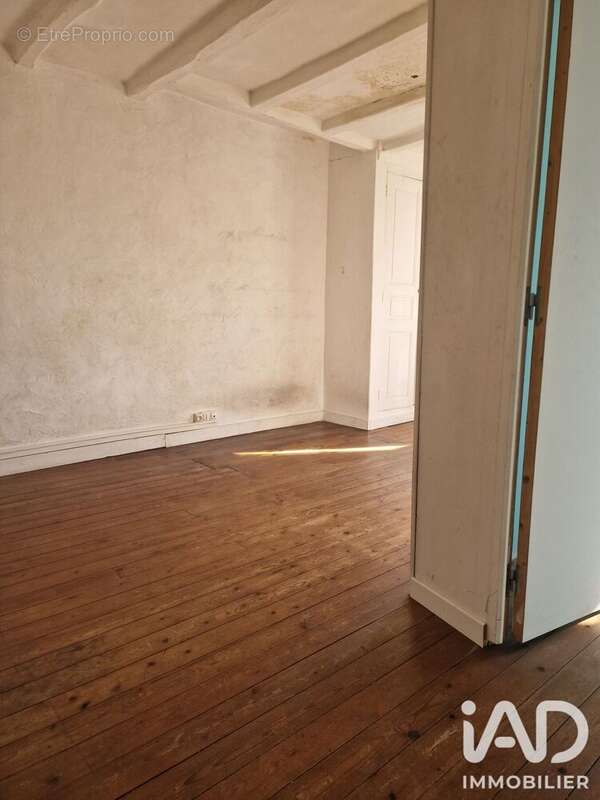 Maison 50 m² à Cernusson  - photo 4