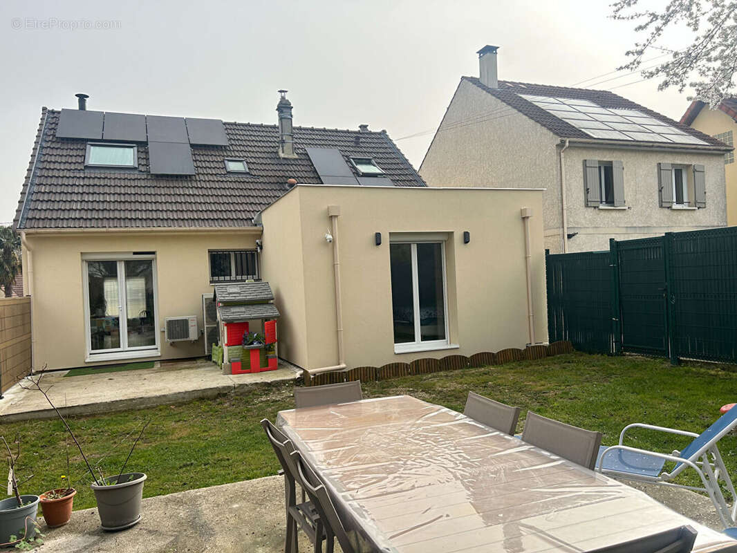 Maison à VILLEPARISIS