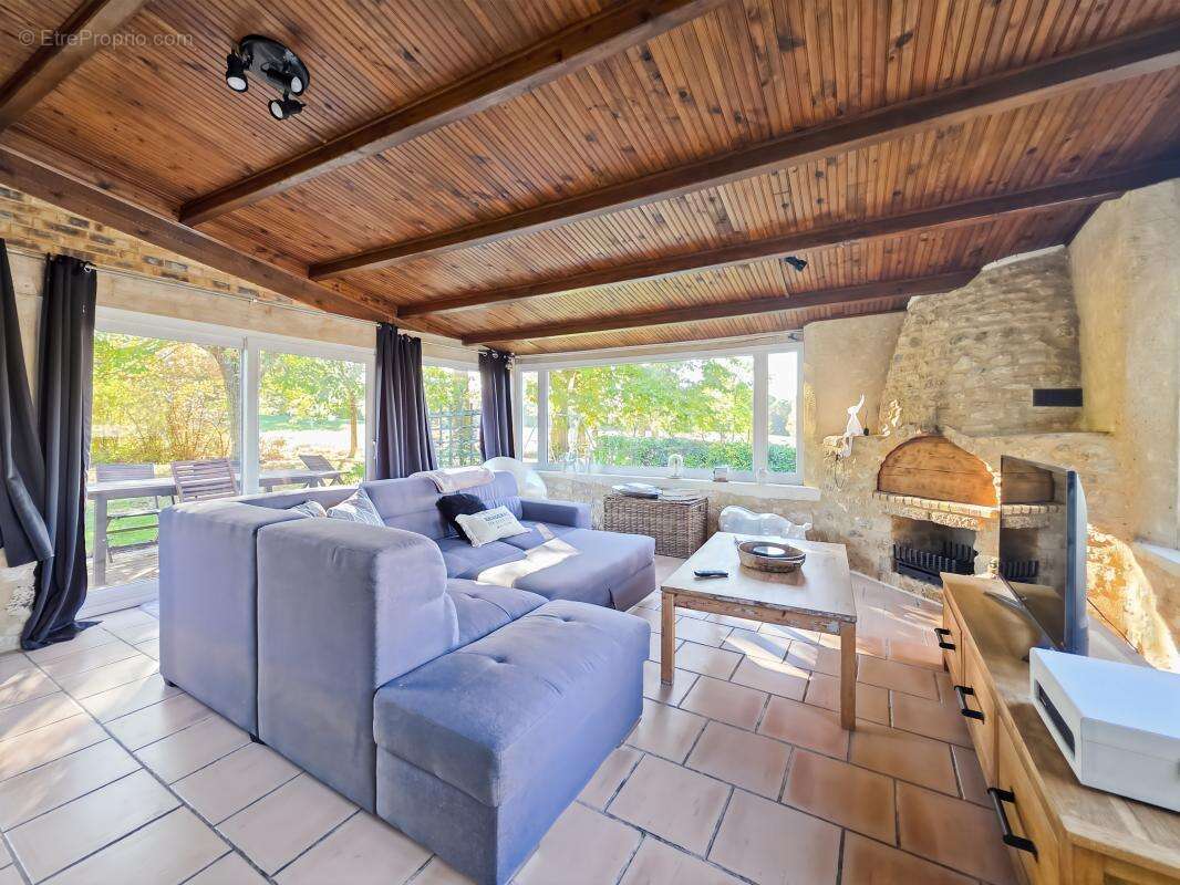 Maison à ROUFFIGNAC-DE-SIGOULES