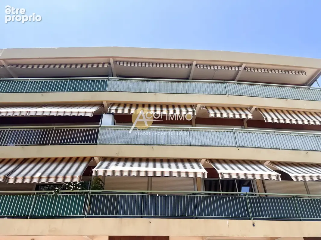 Six fours t4+terrasse proche village - photo 8