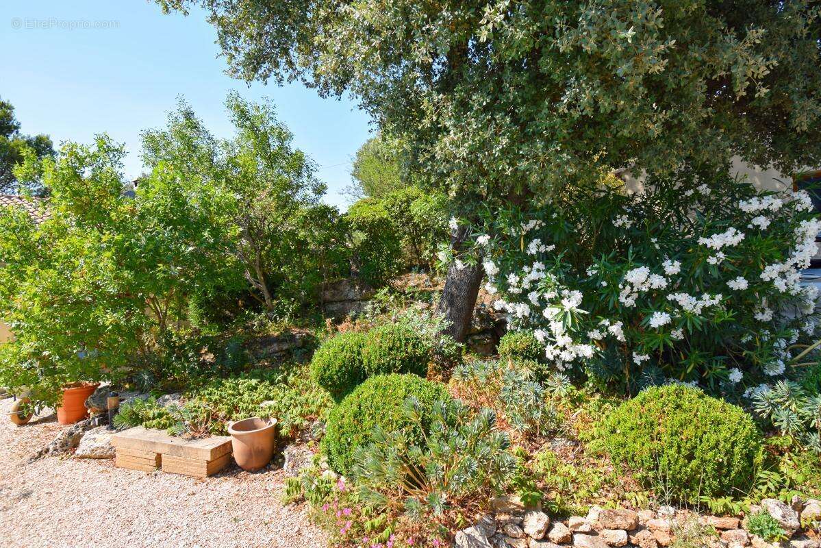 Maison plain pied, 2 ch, 110 m² - photo 24