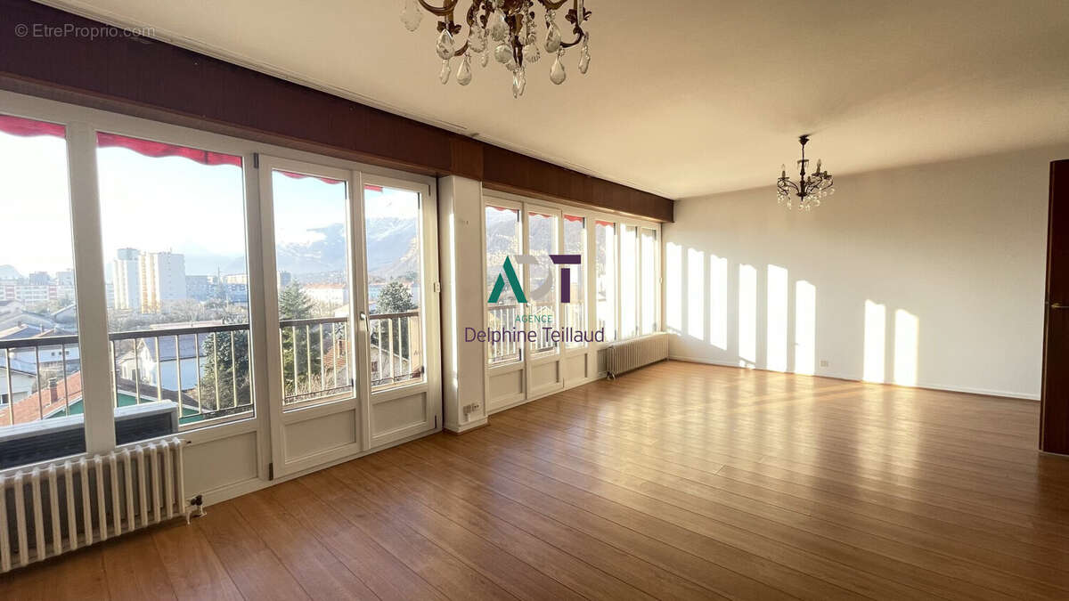 Appartement à ECHIROLLES