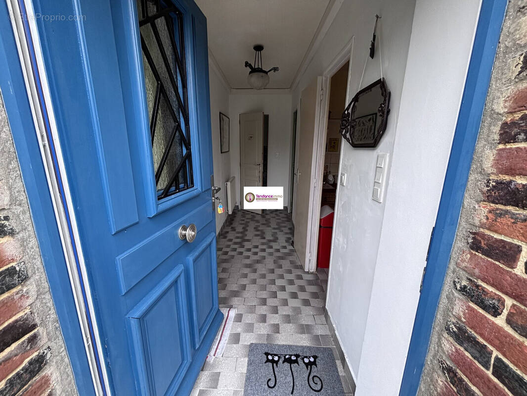 Maison à LE MELE-SUR-SARTHE