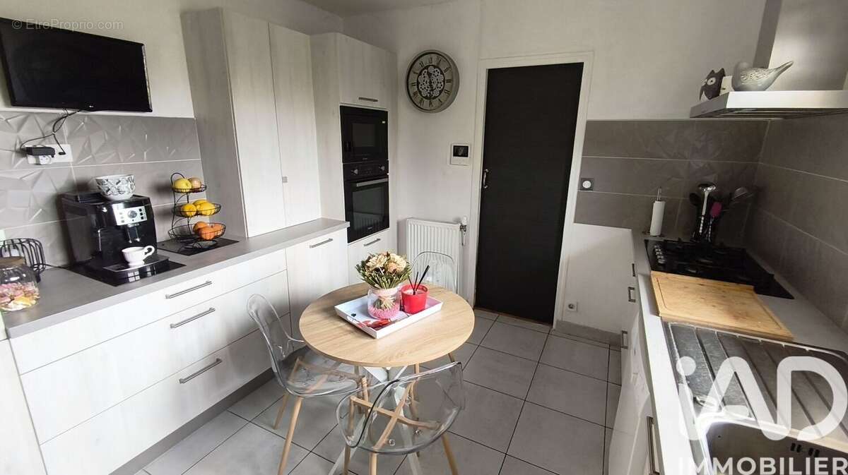 Maison 183 m² à Le Poinconnet  - photo 6
