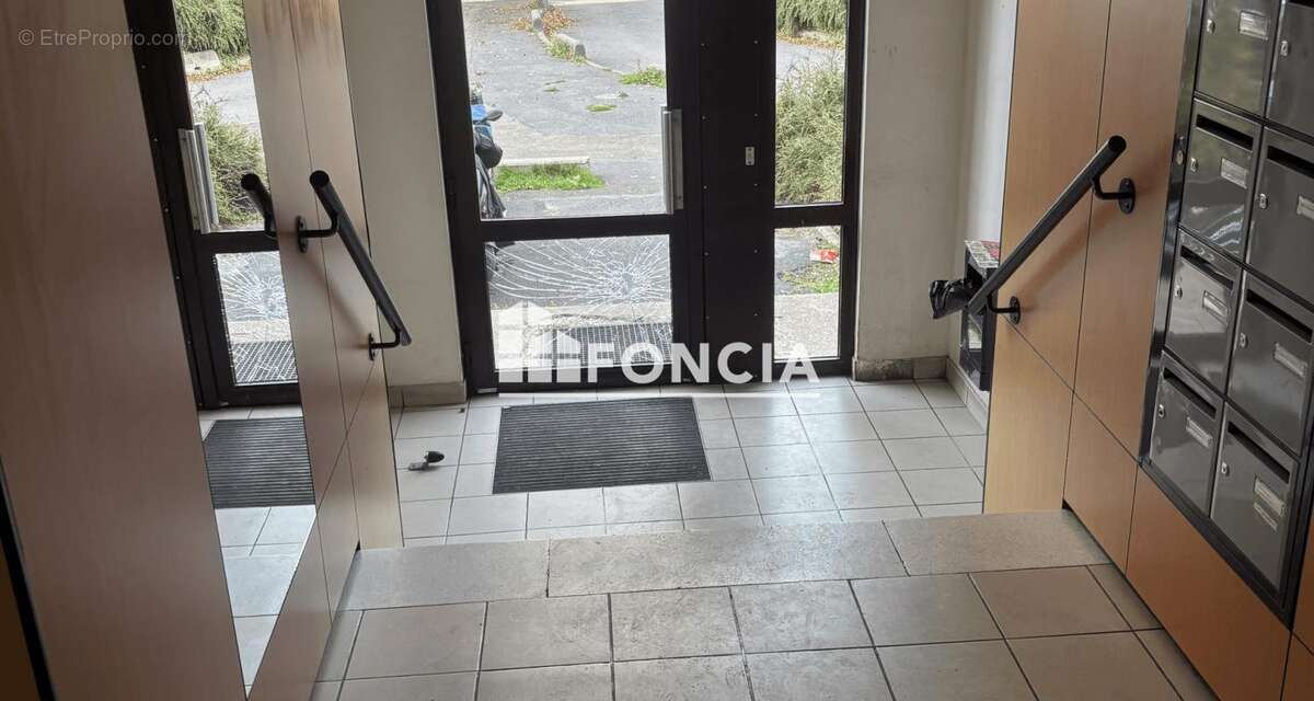 Appartement à GARGES-LES-GONESSE