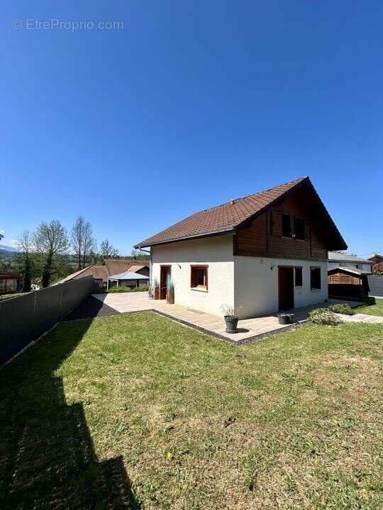 Maison à VIUZ-EN-SALLAZ