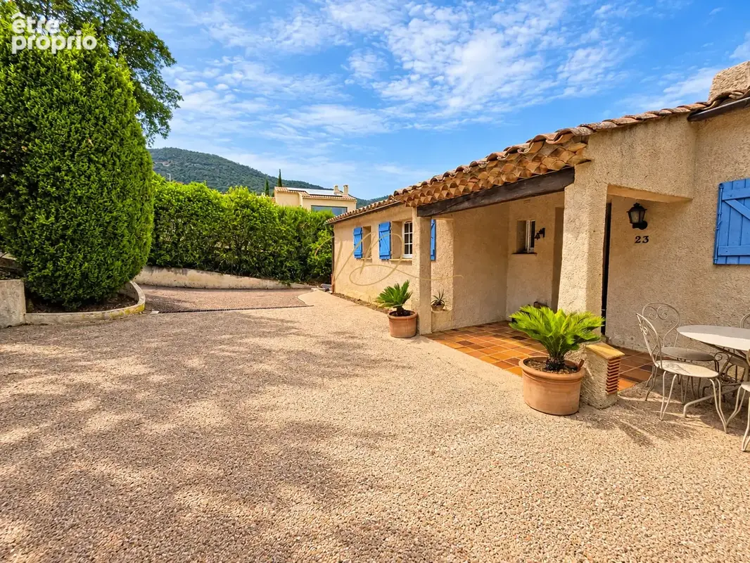 Villa avec piscine et vue mer   Cavalaire-sur-Mer - photo 9