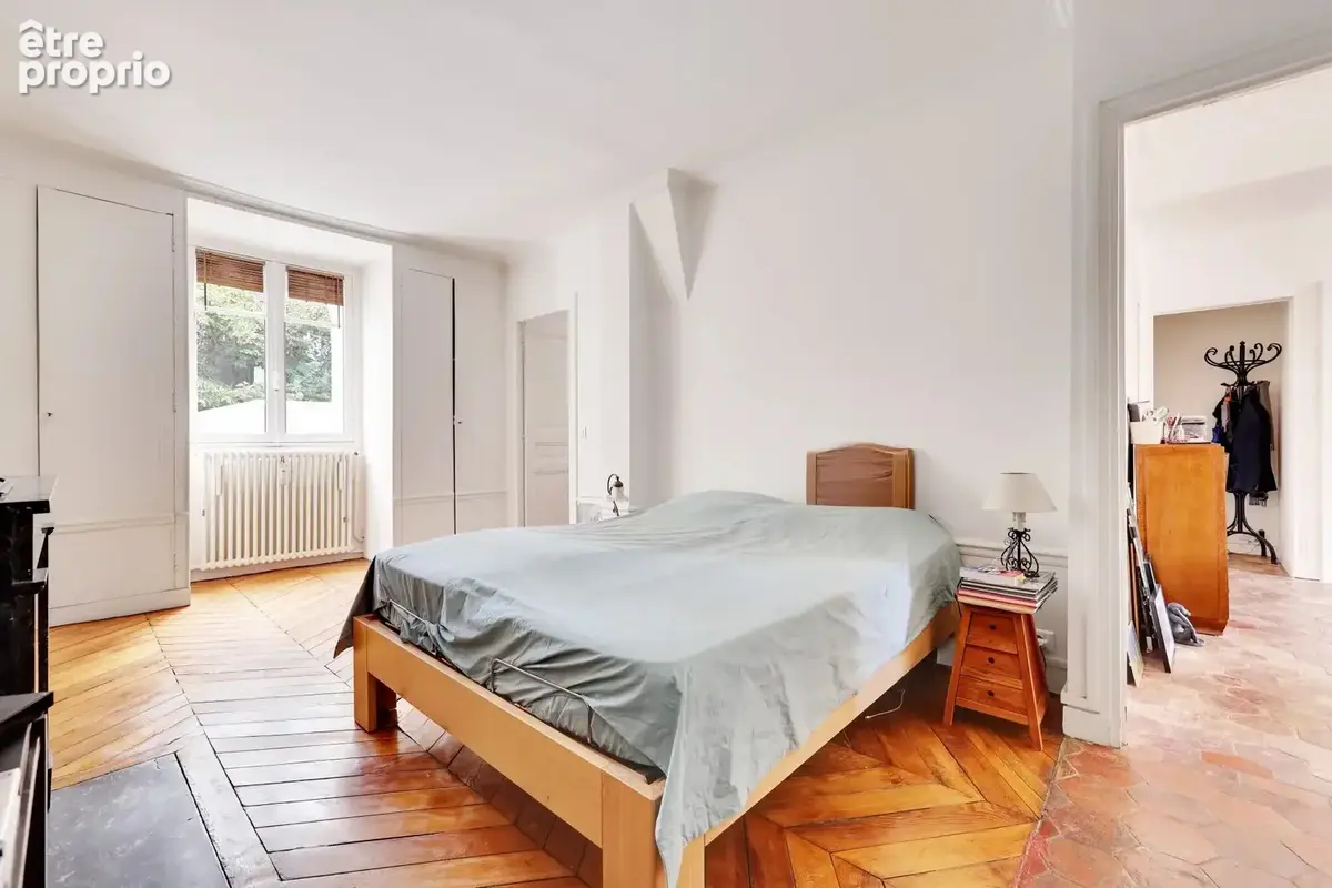 Paris 9e • nouvelle athènes • dernier étage d'un hôtel particulier de 1830 • appartement familial traversant • 99 m² • 3 chambre - photo 6