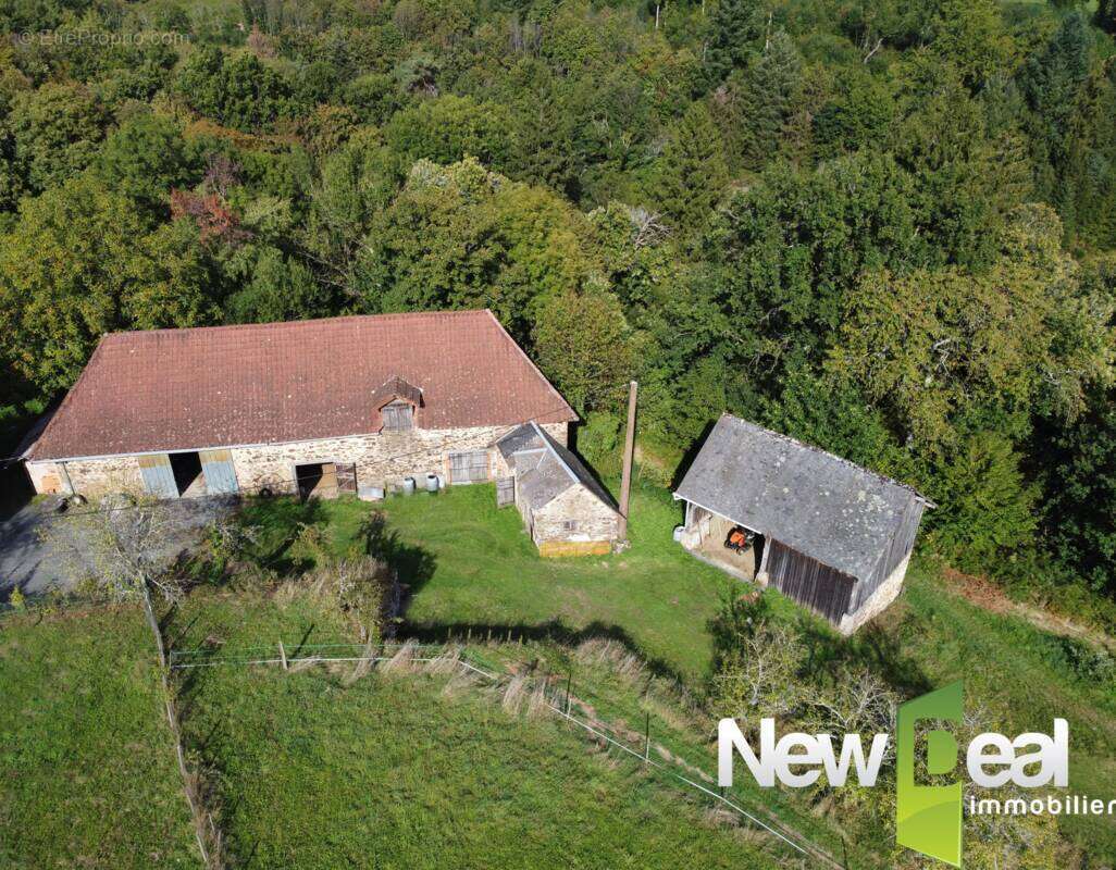 Maison à ARNAC-POMPADOUR