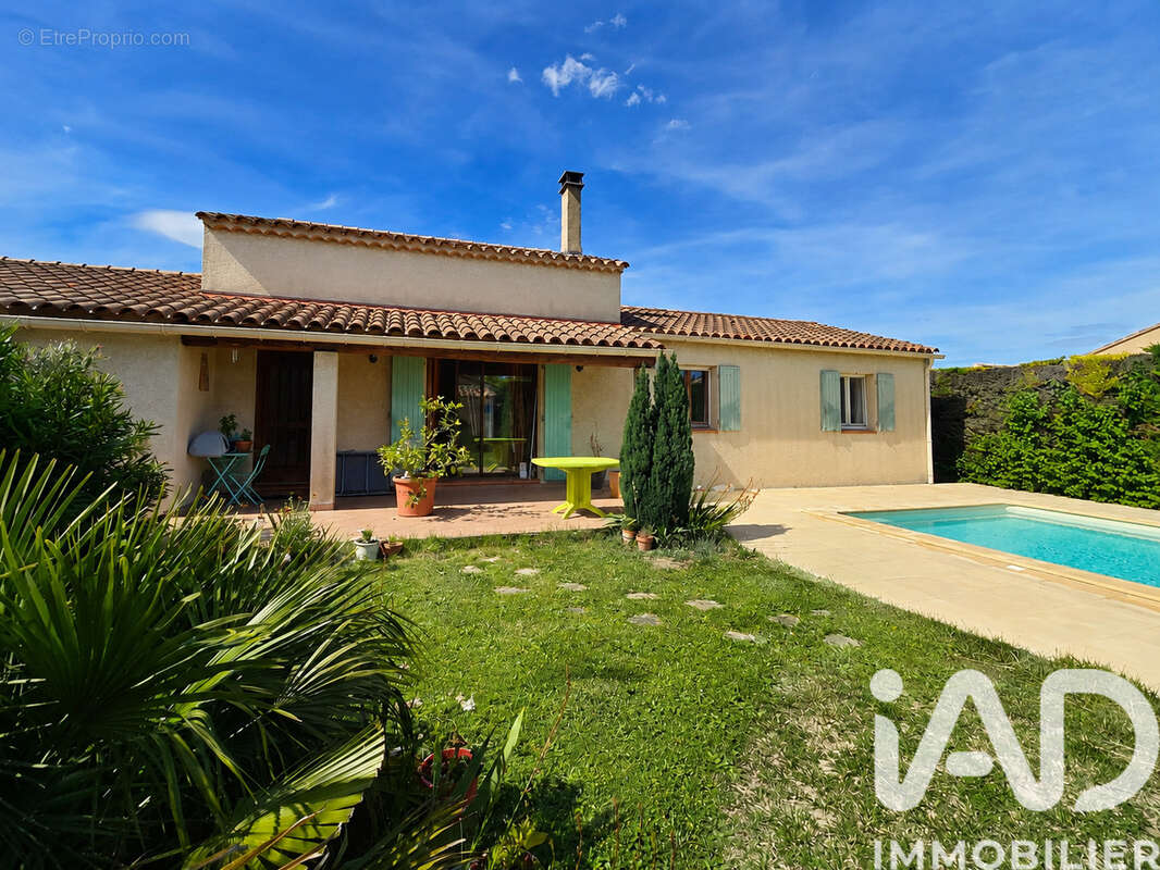 Maison 114 m² à Laudun-L'ardoise  - photo 2