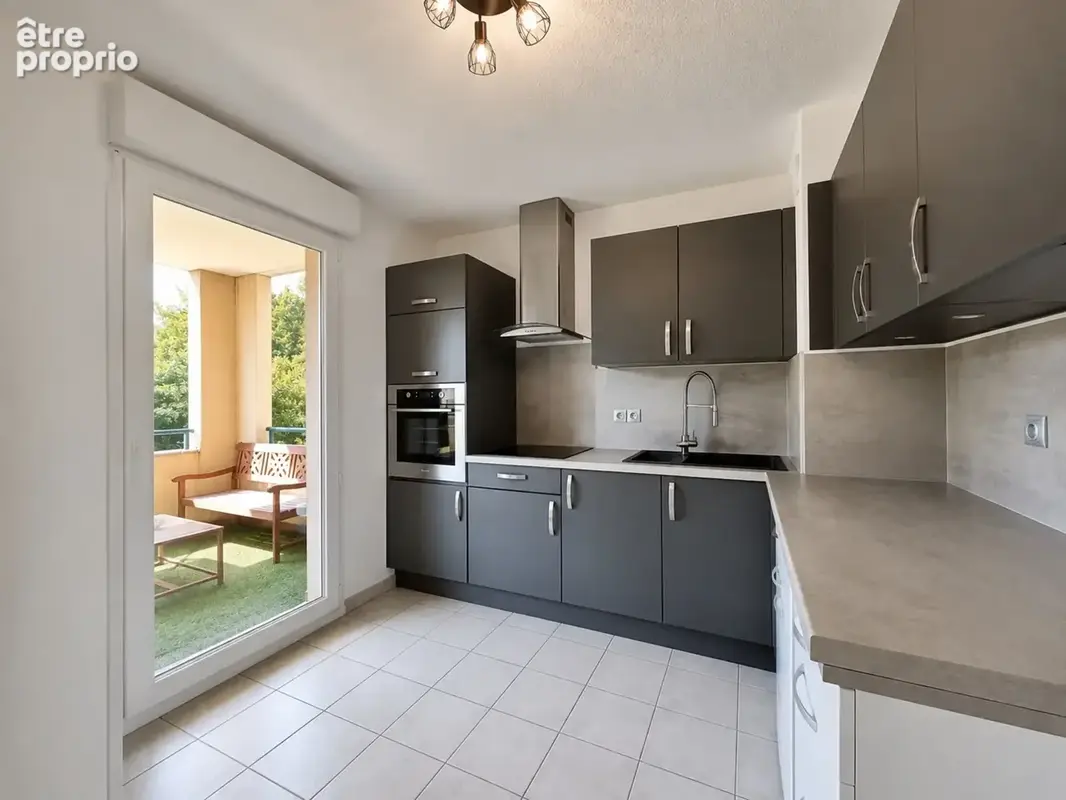 ALBERTVILLE (73) - Appartement type 2 de 44.58 m2 + parking - photo 3
