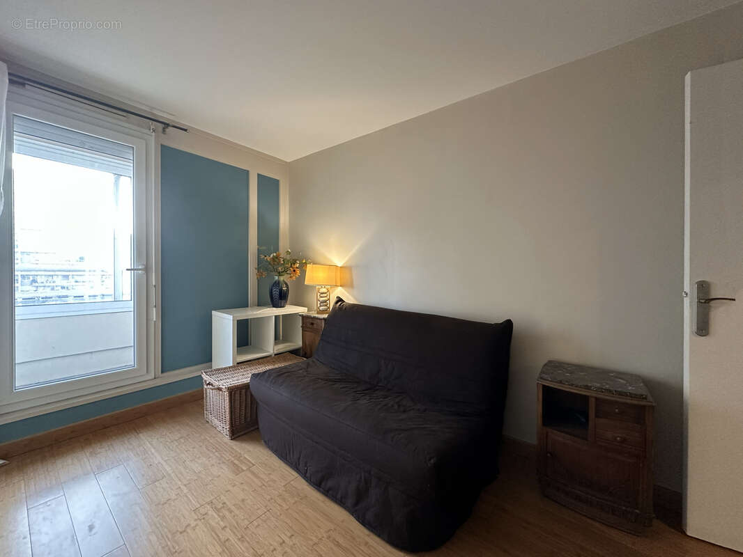 Nanterre Préfecture Parc André Malraux : Appartement de 5 pièces  sur 102 m2 + balcons + cave + box fermé - photo 14