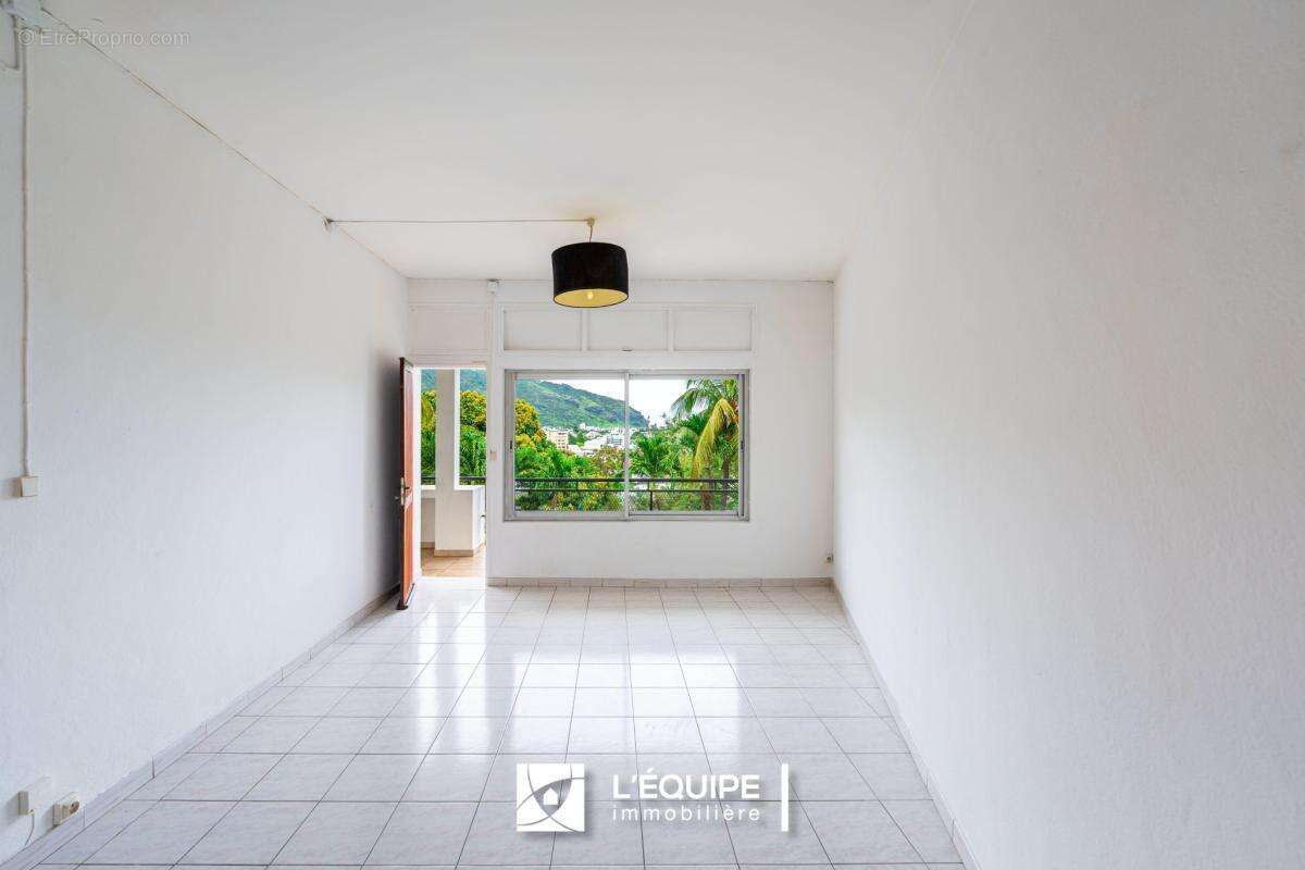 Appartement à SAINT-DENIS