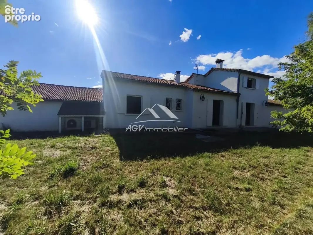 Rousson, propriété avec piscine, vue dégagée, vaste terrain clos de 4208 m², 150 m² habitable, 190 m² d'annexes - photo 28