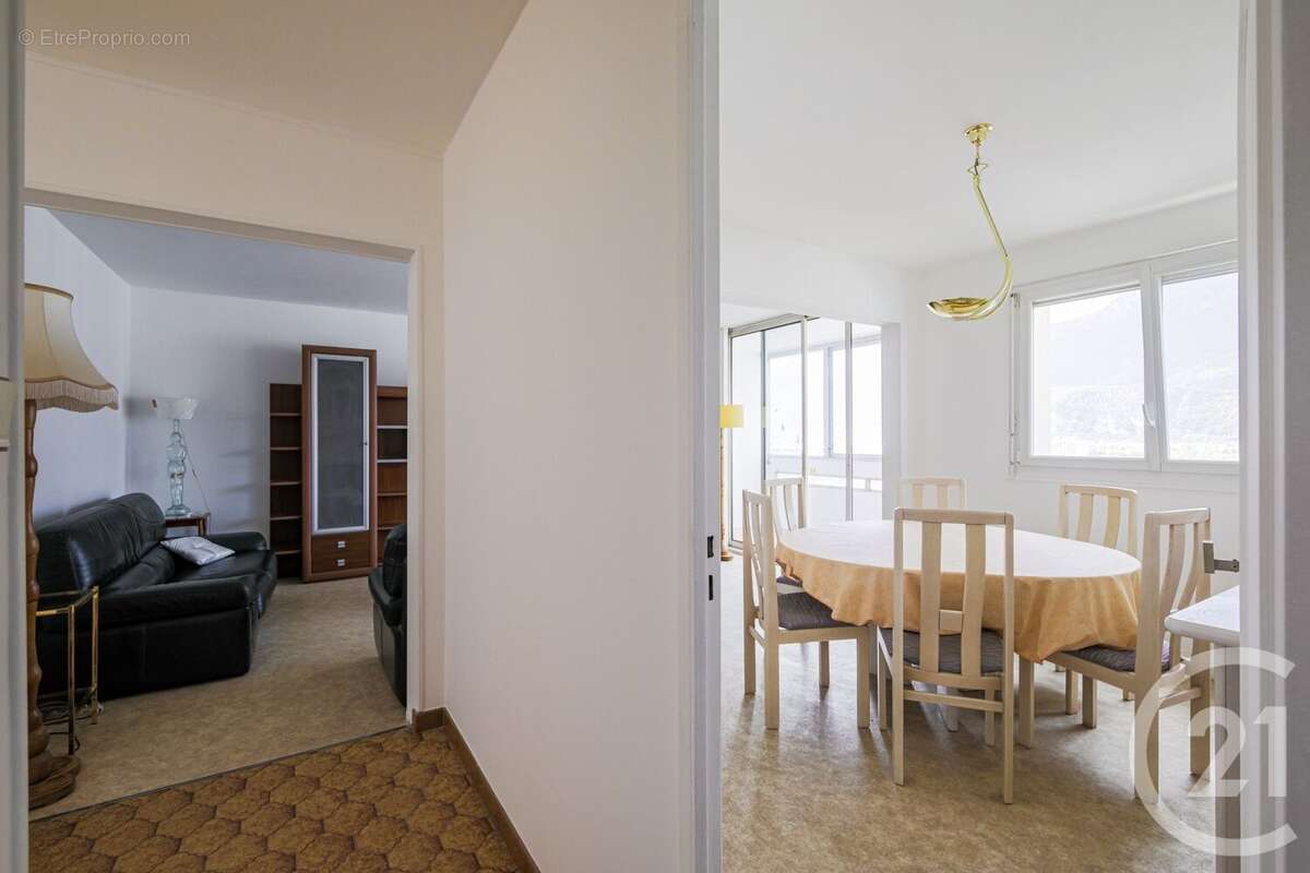 Appartement à ECHIROLLES