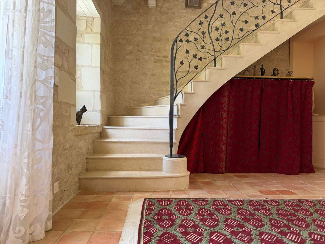 Maison à MONTROY
