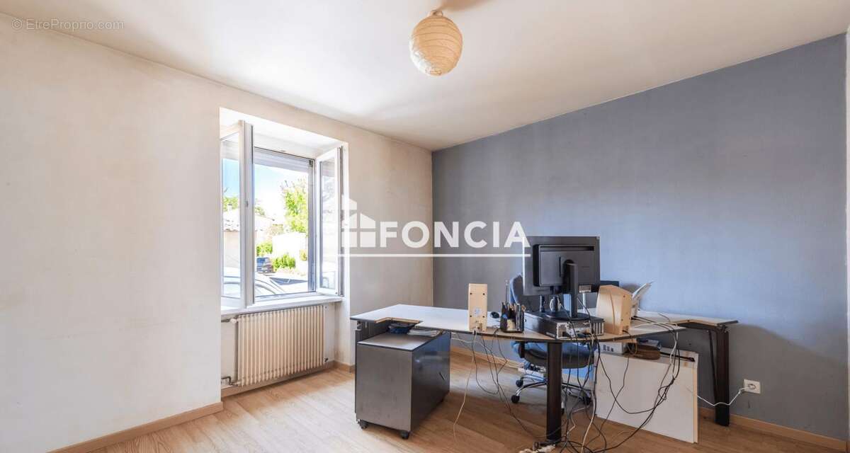 F3 de 52m² + Garage + Cave + Grenier - Colmar centre - photo 7
