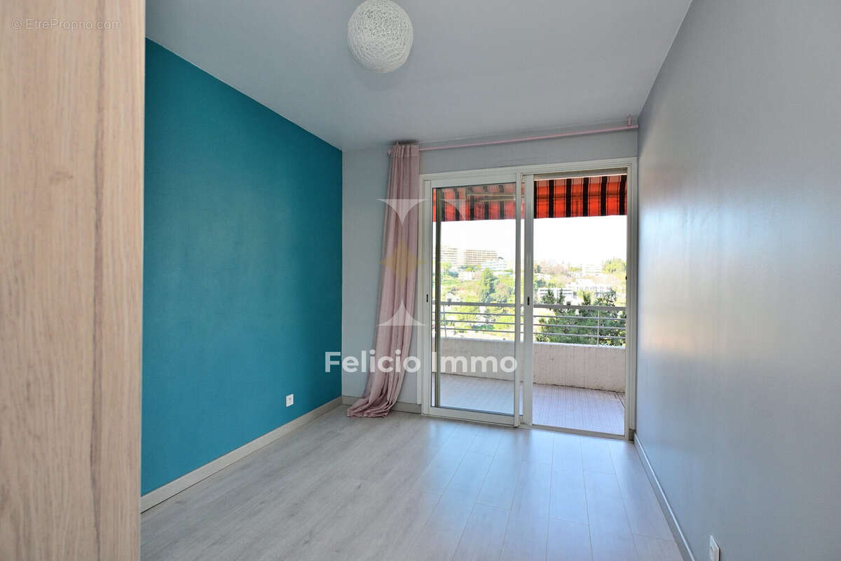 Appartement à LE CANNET