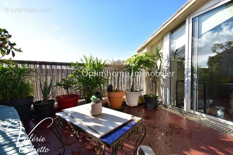 Appartement à HYERES