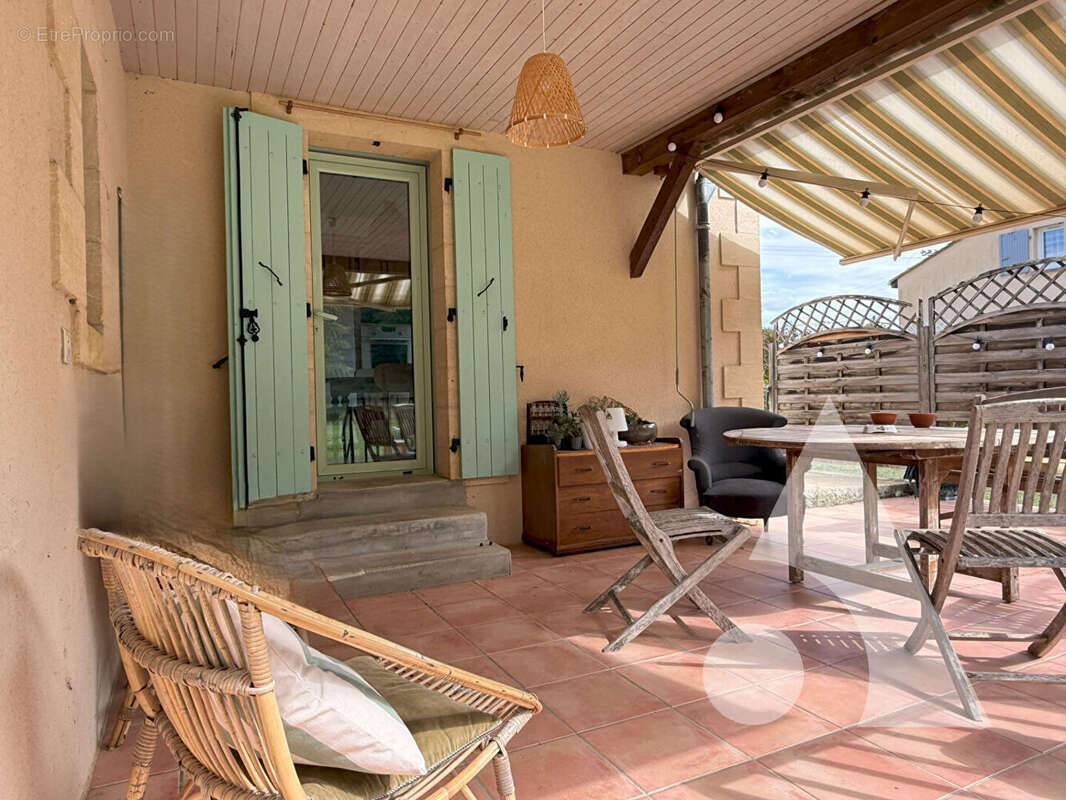 Maison à SAINT-CYBRANET