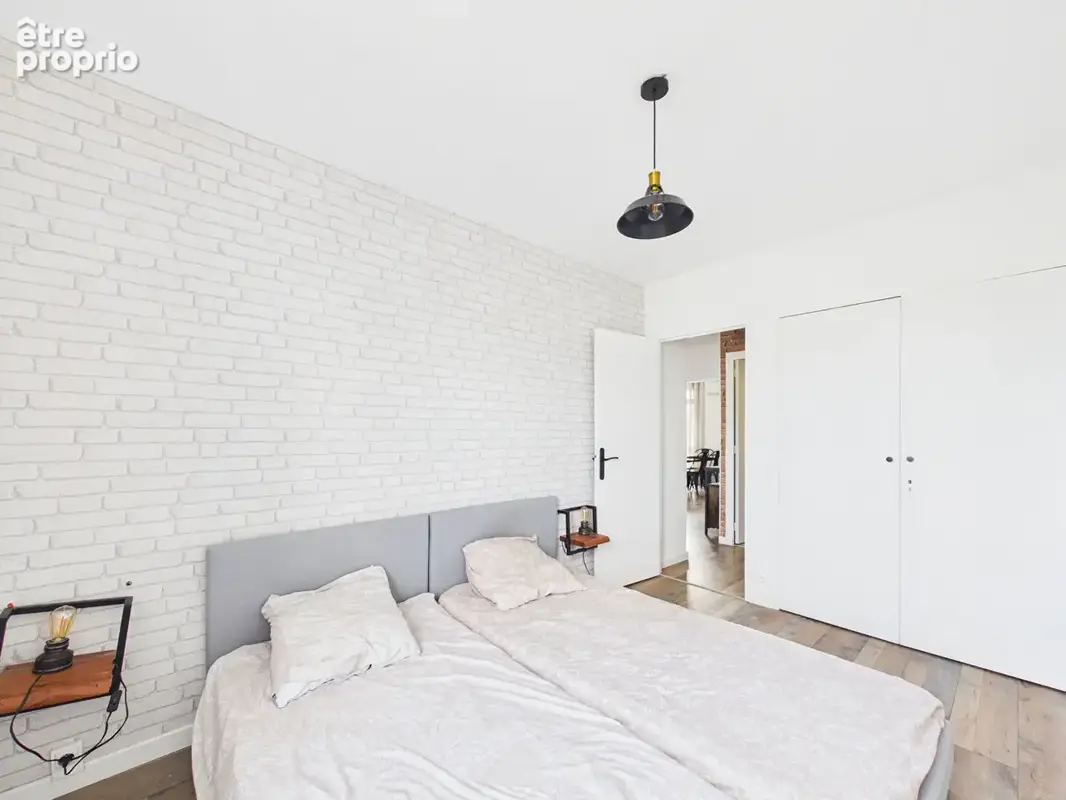 Appartement entièrement rénové T4 de 71 m2 avec balcon et cave - photo 13