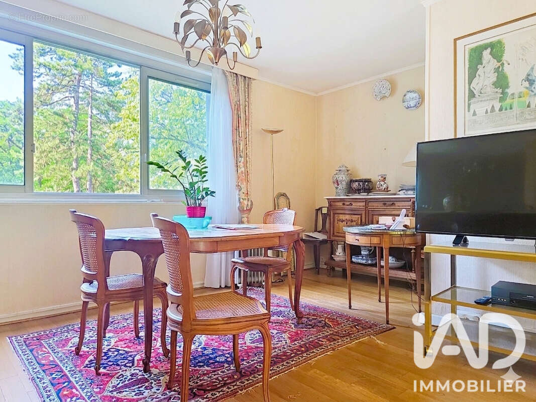Photo 3 - Appartement à MARLY-LE-ROI