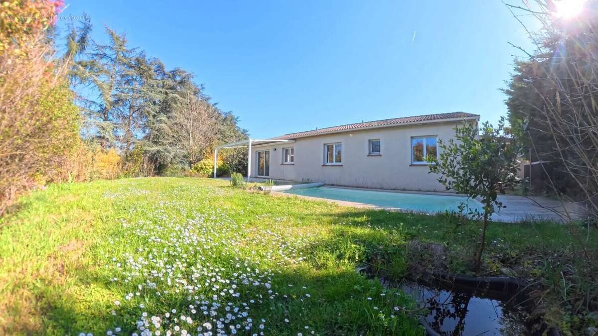 Maison à RAMONVILLE-SAINT-AGNE