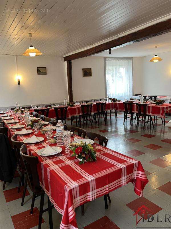 Commerce à CHAMPLITTE