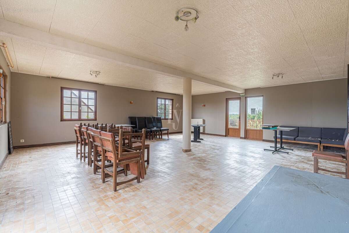 Maison à SAINT-GERMAIN-LES-BELLES