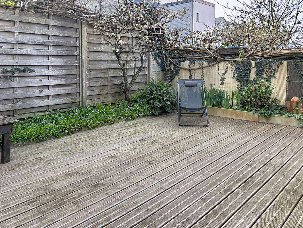 Maison à DONVILLE-LES-BAINS