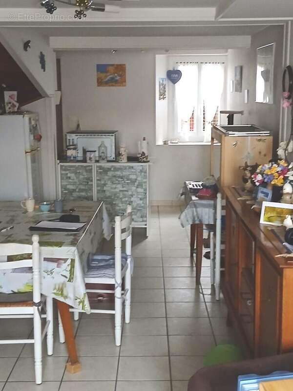 Maison à SERMENTIZON