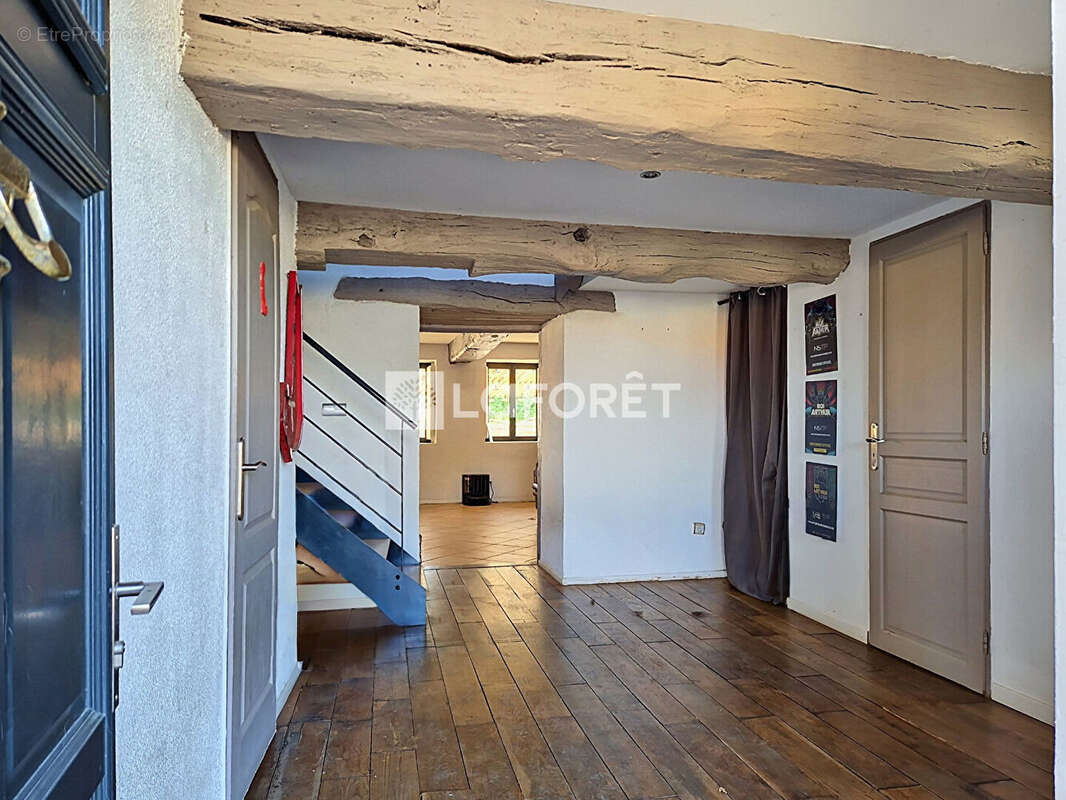 Maison Mordelles 7 pièce(s) 240 m2, Terrain 1272 m2 - photo 3