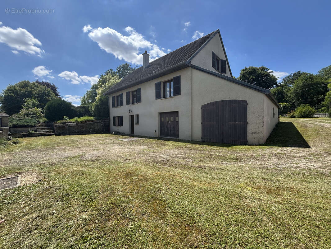 Maison à LAIGNES