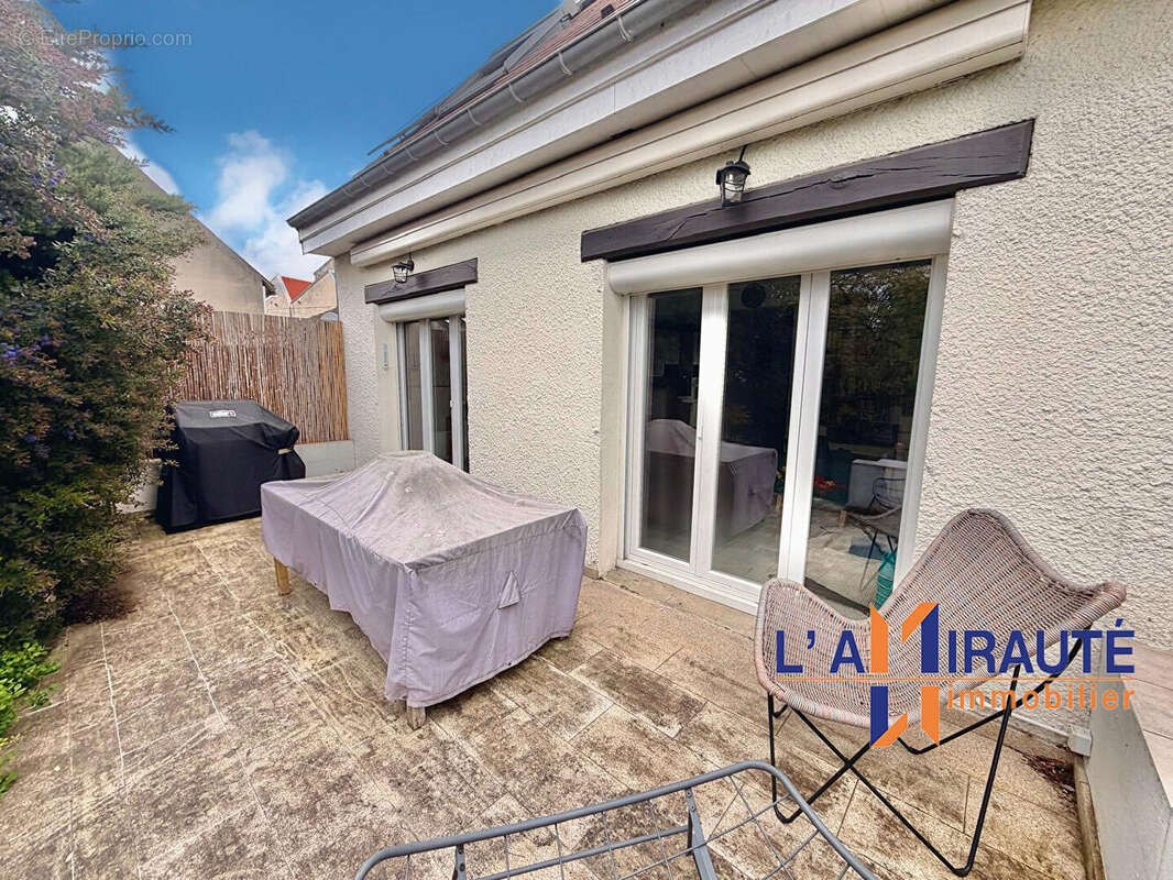 Maison à HOUILLES
