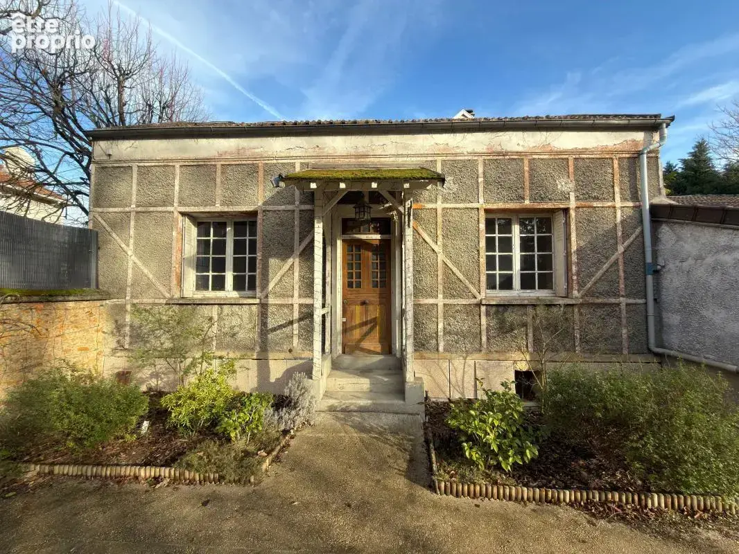 Maison à SAINT-MAUR-DES-FOSSES