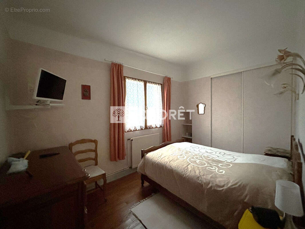 Maison à SAINT-JEAN-DU-FALGA