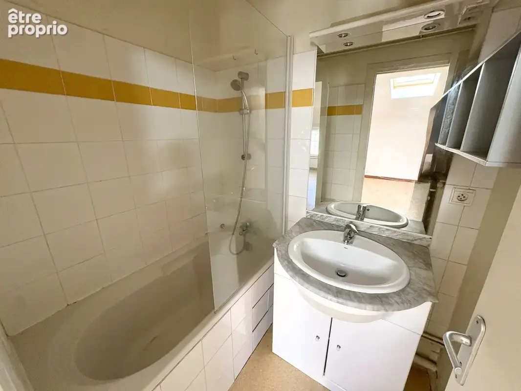 Appartement t3 / dernier étage / 48 m2 / hyper-centre / place gaillard / place de jaude / clermont-ferrand - photo 6