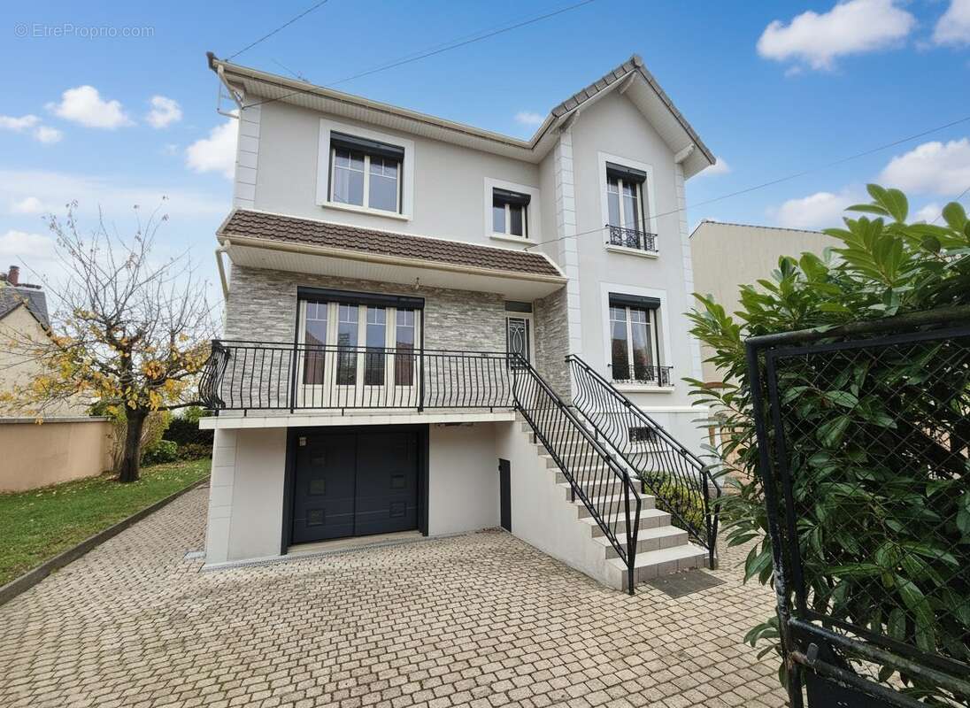 Maison à GOURNAY-SUR-MARNE